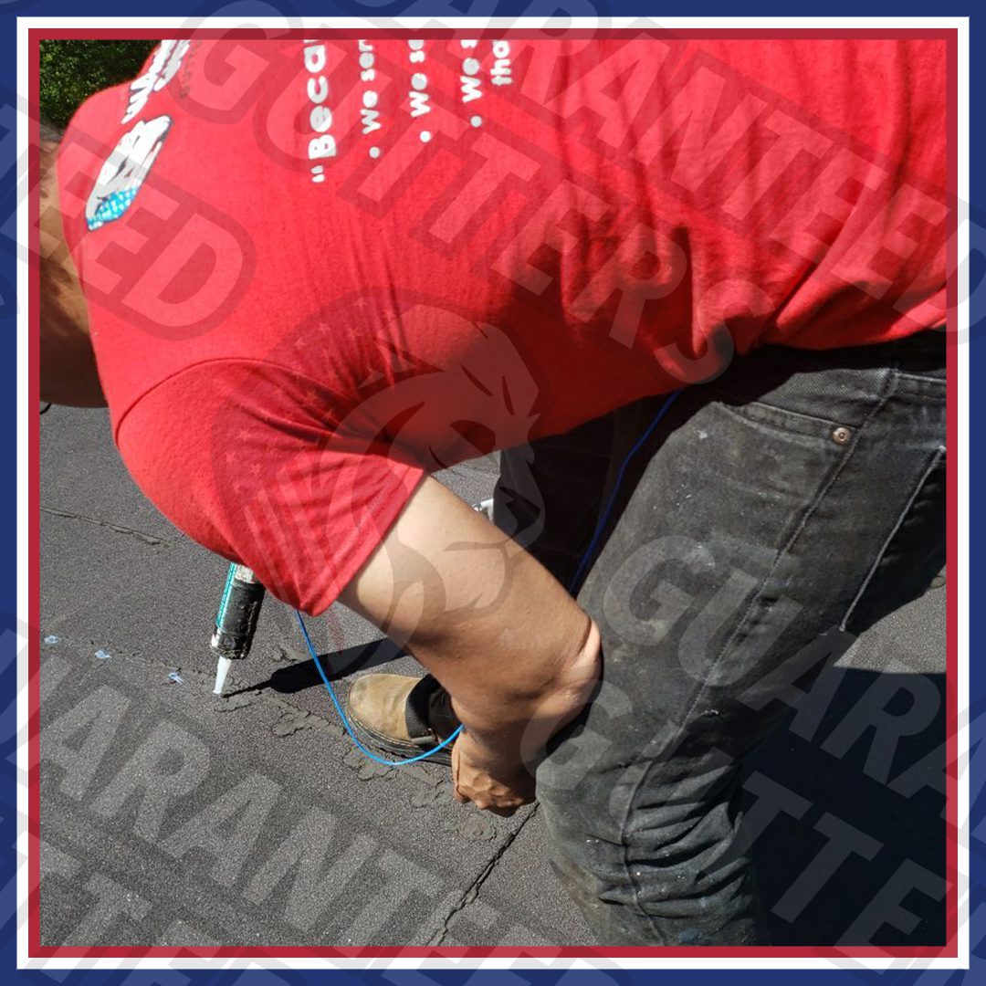 GUTTER CLEANING CHICAGO